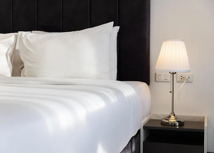 Amiri Place Hotel